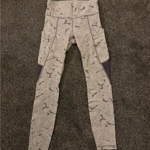 Athleta Gray Patterned Leggings